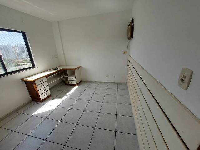 Apartamento para Venda em Salvador - 2