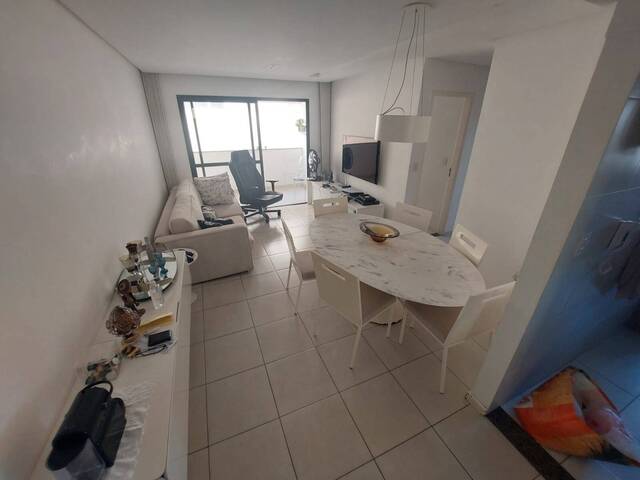 #381 - Apartamento para Venda em Salvador - BA