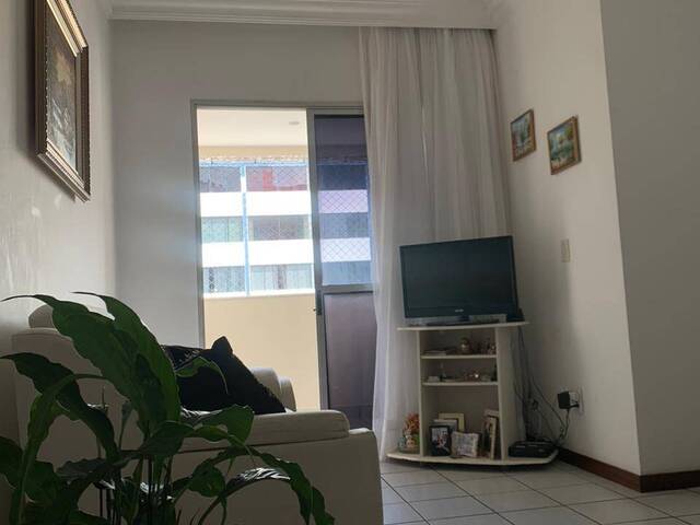 #572 - Apartamento para Venda em Salvador - BA