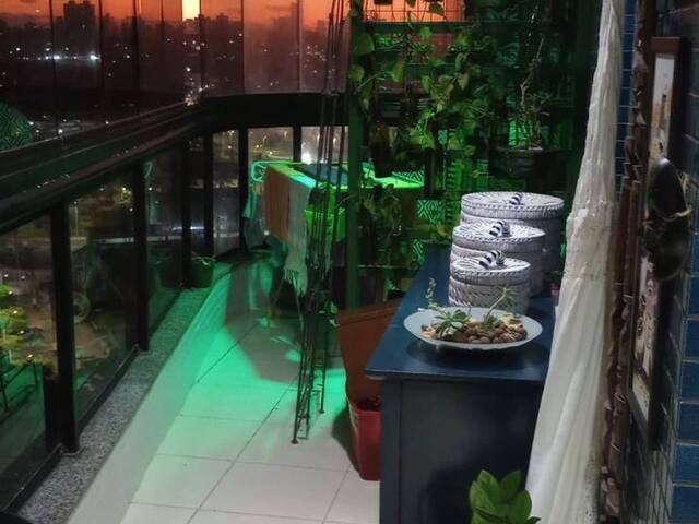 #498 - Apartamento para Venda em Salvador - BA