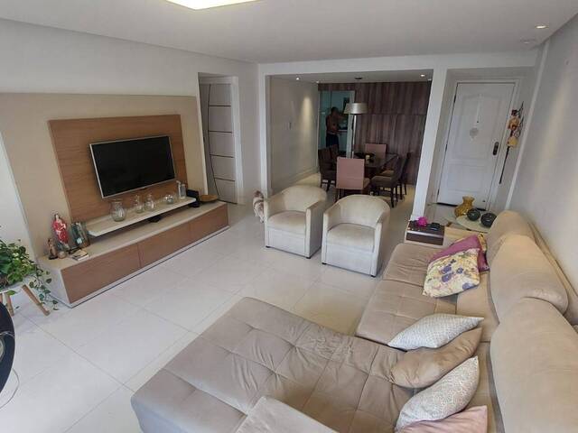 #196 - Apartamento para Venda em Salvador - BA
