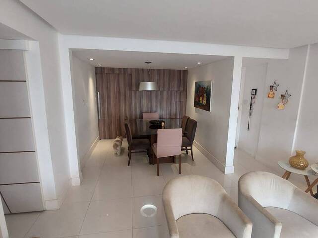 #196 - Apartamento para Venda em Salvador - BA