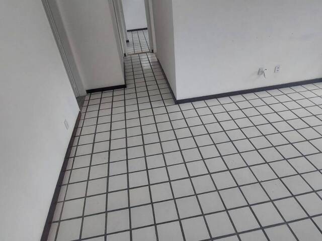 #192 - Apartamento para Venda em Salvador - BA - 2