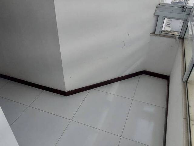 #438 - Apartamento para Venda em Salvador - BA