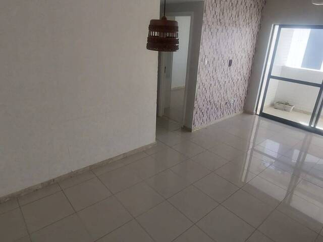 #153 - Apartamento para Venda em Salvador - BA