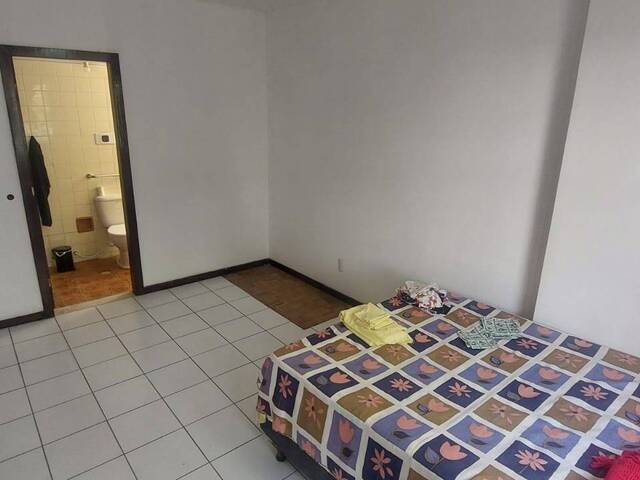 Apartamento para Venda em Salvador - 5