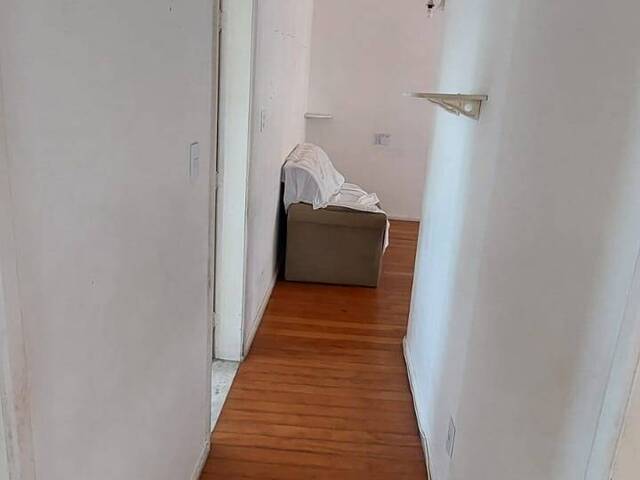 #127 - Apartamento para Venda em Salvador - BA