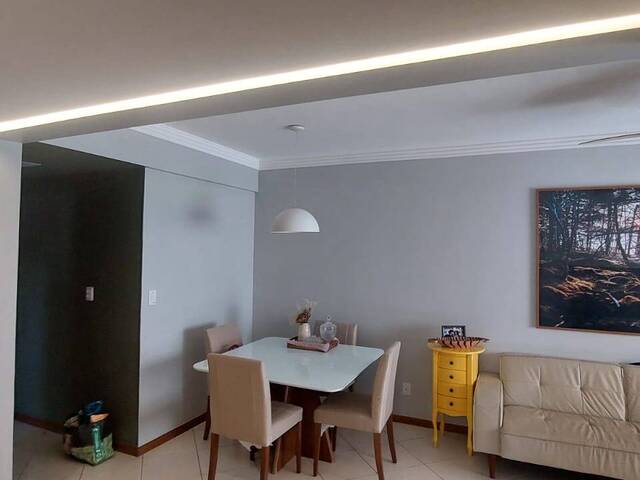 #444 - Apartamento para Venda em Salvador - BA
