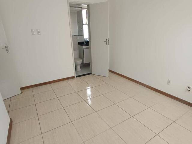 #303 - Apartamento para Venda em Salvador - BA