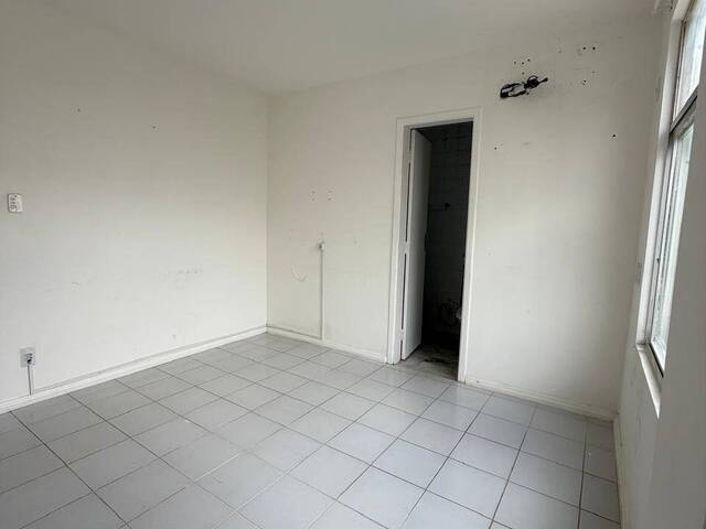 #329 - Apartamento para Venda em Salvador - BA