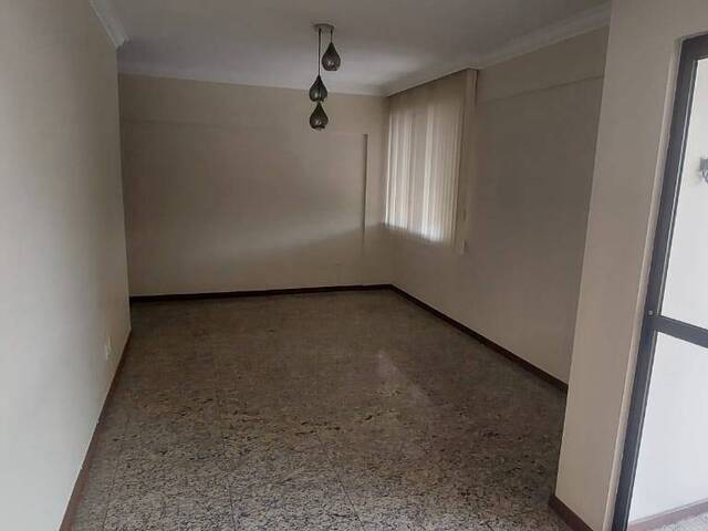 #261 - Apartamento para Venda em Salvador - BA