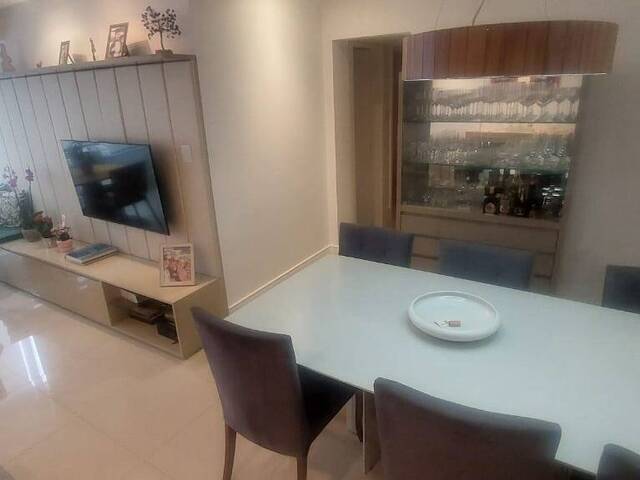 #321 - Apartamento para Venda em Salvador - BA