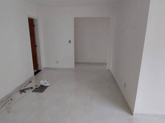 Apartamento para Venda em Salvador - 4