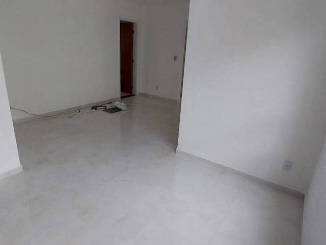 Apartamento para Venda em Salvador - 2
