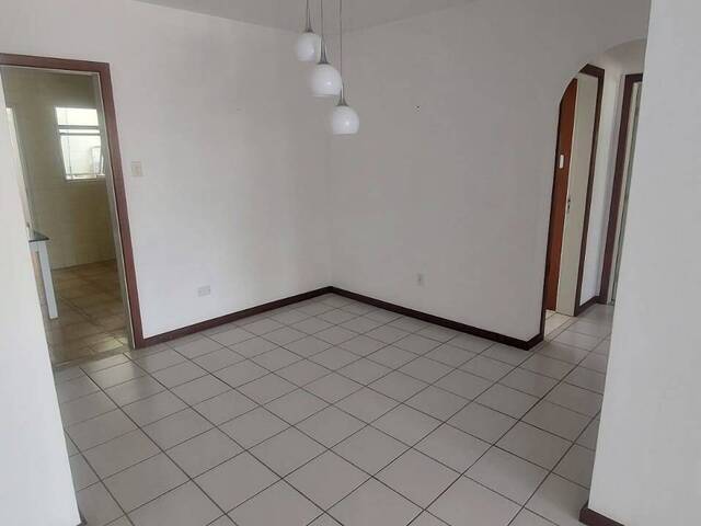 Apartamento para Locação em Salvador - 2