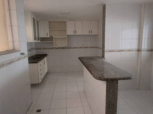 Apartamento para Venda em Salvador - 5