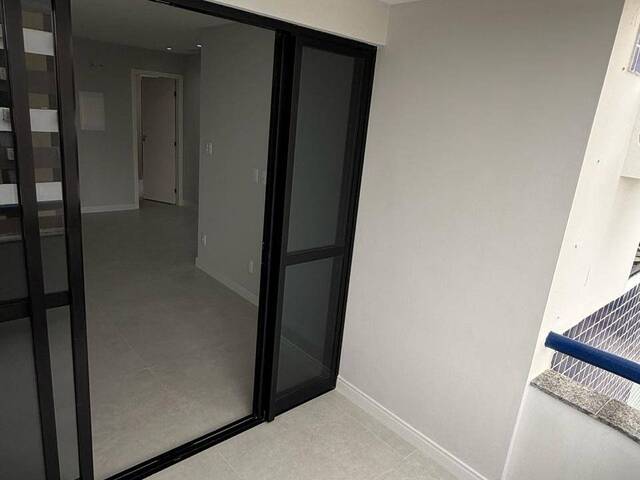 #1038 - Apartamento para Venda em Salvador - BA - 2